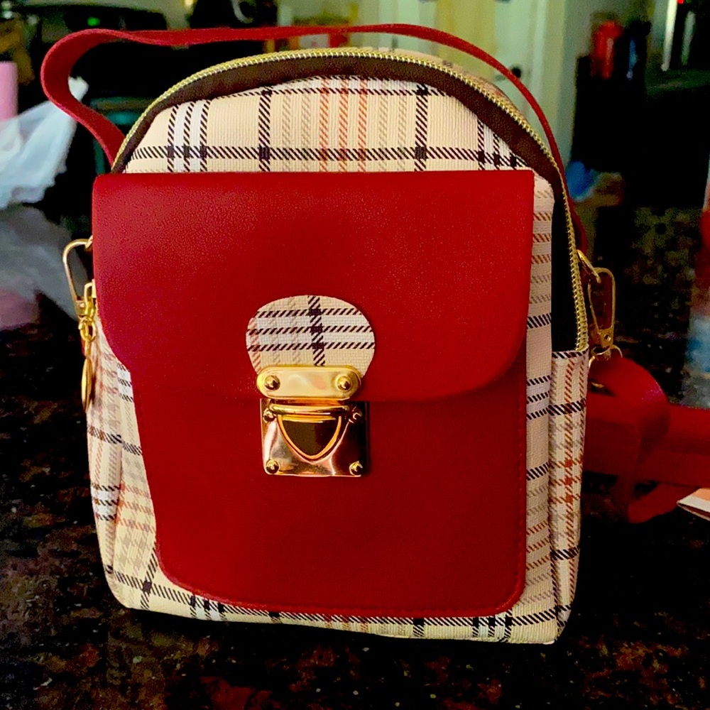 a small purse burgundy